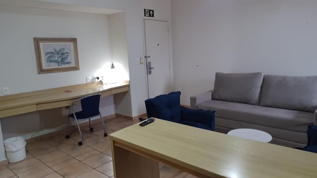 Flat Completo No Centro De Araxa - 901 Lägenhet Exteriör bild